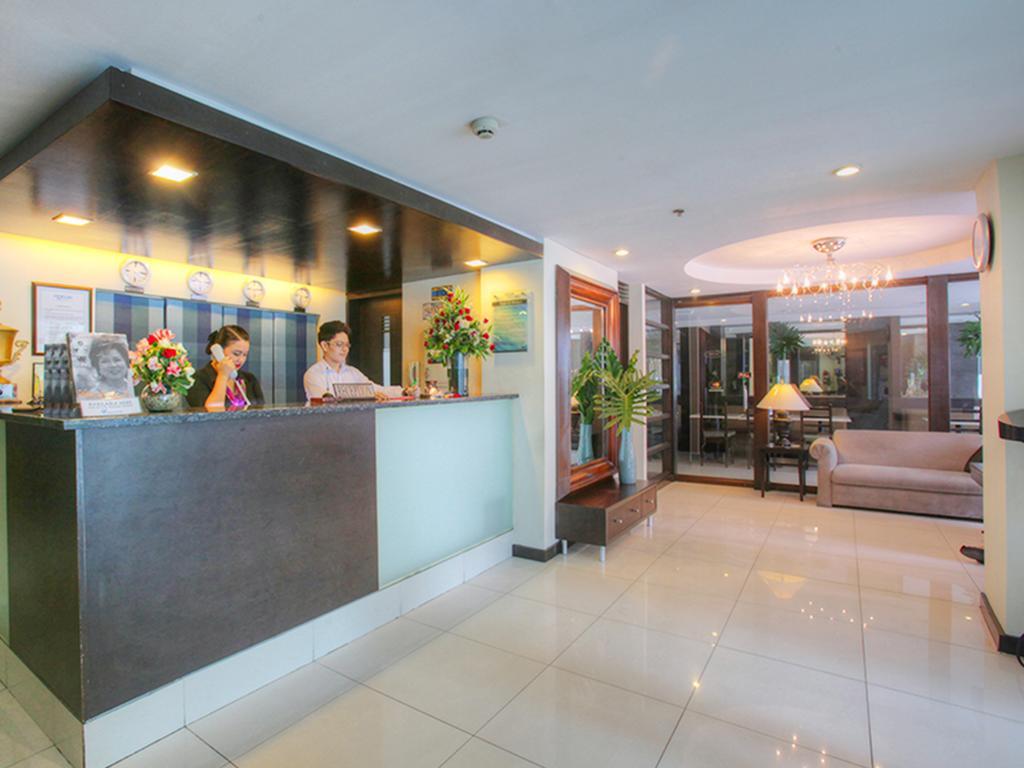 Fersal Hotel Neptune Makati Makati City Exterior foto